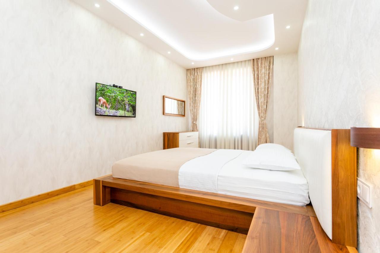 Central Cozy 3Bd-2Bath Apartment Tbilisi Exterior photo