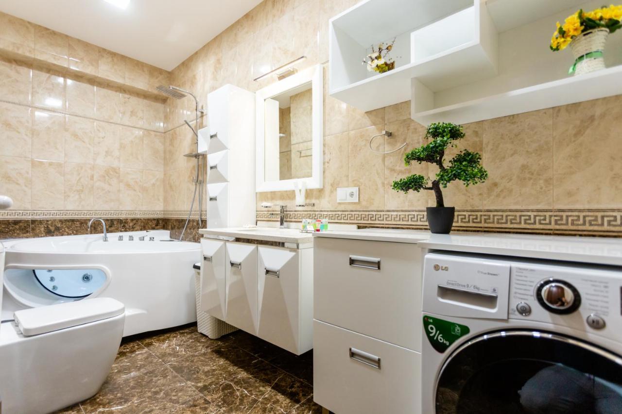 Central Cozy 3Bd-2Bath Apartment Tbilisi Exterior photo